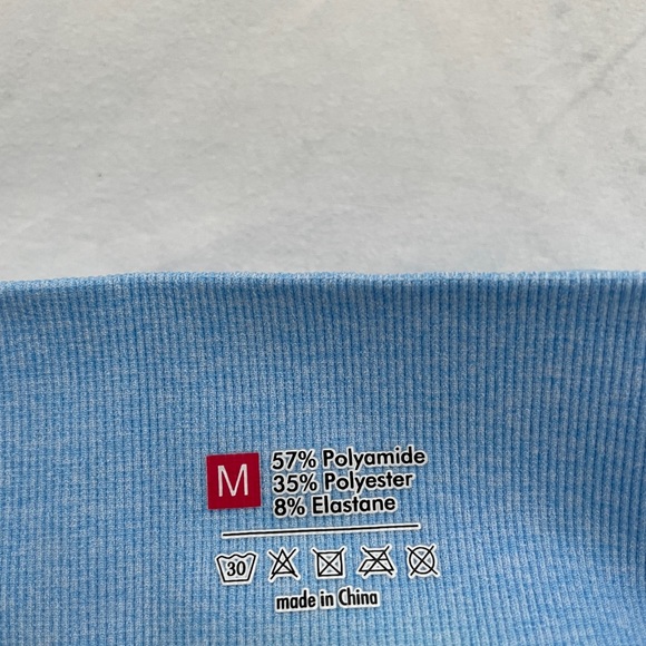 Blue work out shorts - Picture 2 of 3